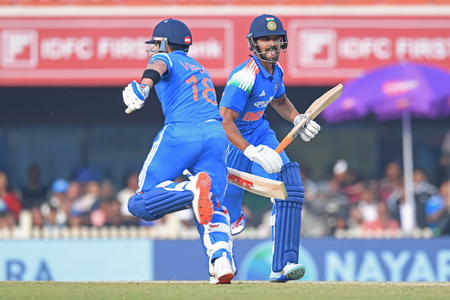 Gavaskar Hails Kohli’s Brilliance as Star Batter Surpasses Tendulkar’s Iconic ODI Century Record