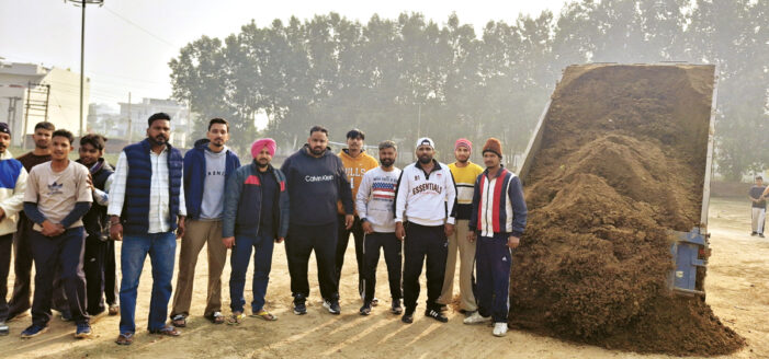 ਰੀਗਨ ਆਹਲੂਵਾਲੀਆ ਵਲੋਂ ਸੂਲਰ ਗਰਾਉਂਡ ਵਿਚ ਮਿੱਟੀ ਪੁਆਈ